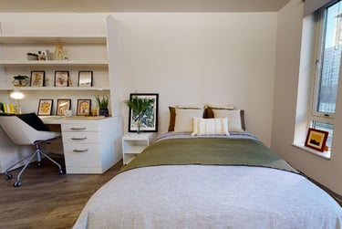 iQ East Court Student Halls, 450 Mile End Road, Mile End, London, E1 4GG - Image 2